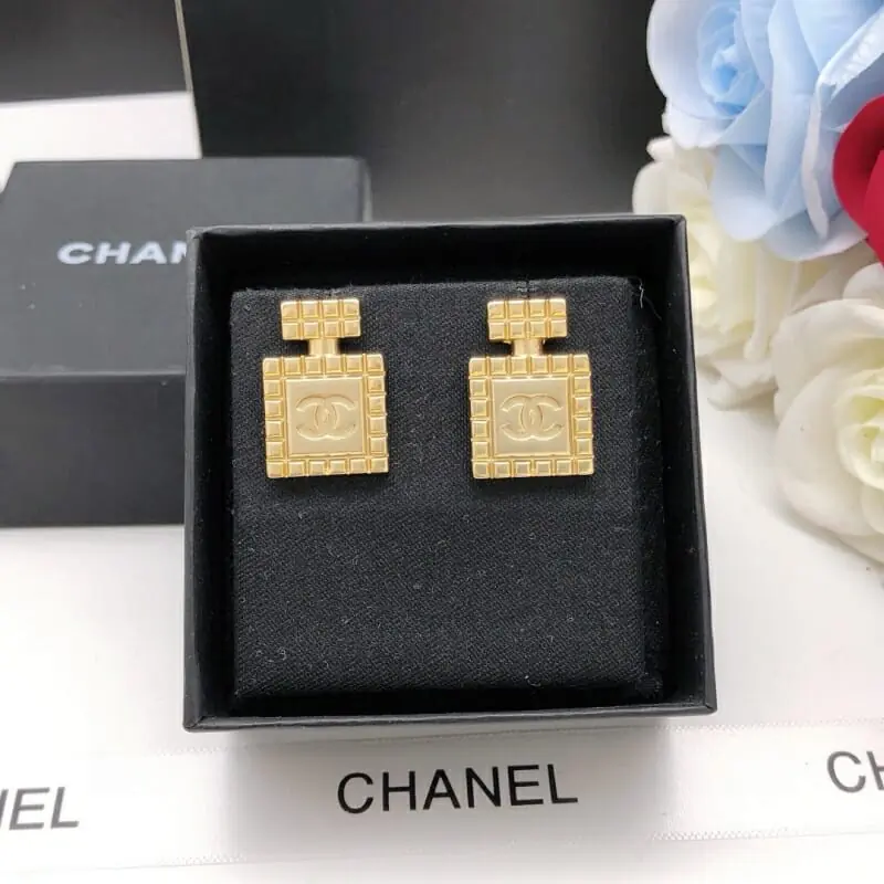 chanel boucles doreilles pour femme s_123a7512